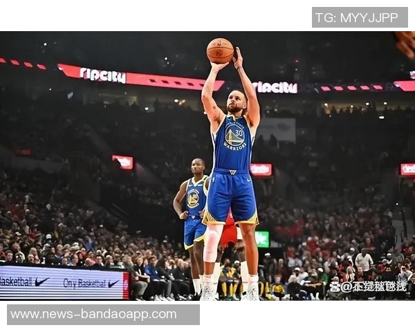 赛斯库里三分命中率对比引热议兄弟俩成新水花组合的可能性探讨 赛斯库里三分命中率对比引热议兄弟俩成新水花组合的可能性探讨