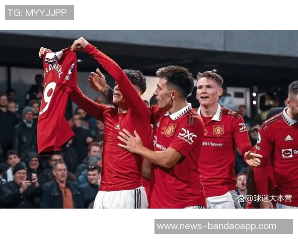 多尔古谈曼联团队精神提升对首年表现表示满意 多尔古谈曼联团队精神提升对首年表现表示满意