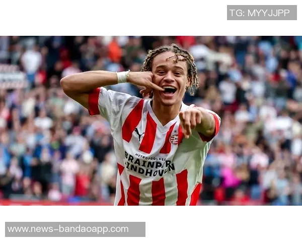 西蒙斯从拉玛西亚到德甲荷甲的成长之路与英超迷失之谜