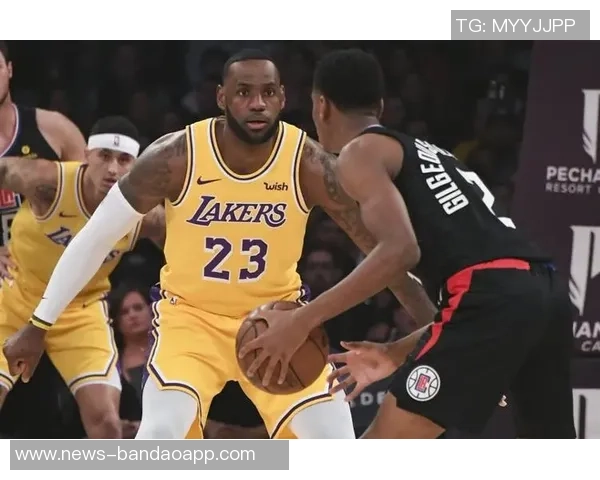 快船新赛季主场球迷墙区域季票仅需495美元每场平均票价仅12美元